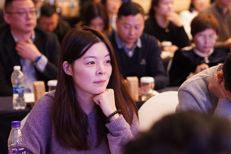 益荃康1+小荃膳特醫(yī)全營養(yǎng)新品發(fā)布會5.jpg 益荃康1+小荃膳特醫(yī)全營養(yǎng)新品發(fā)布會5.jpg